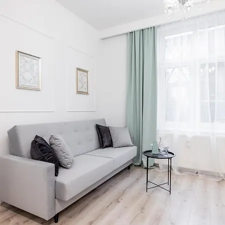 Aniolki Apartment アパート